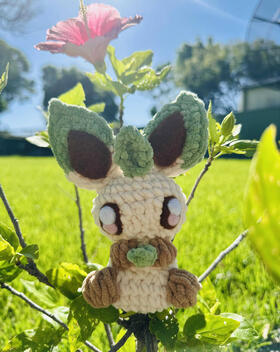 Leafeon Crochet - Chenille Yarn